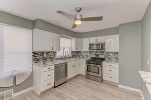 353 W Hickory St, Chicago Heights, IL 60411 - Photo 8