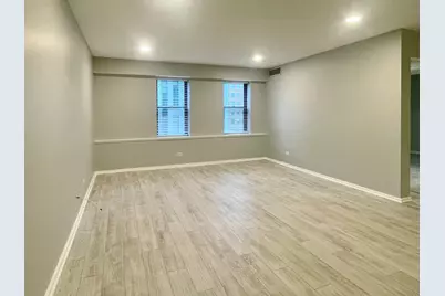 40 E 9th Street #804, Chicago, IL 60605 - Photo 6