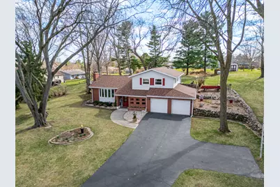 8722 Sheffield Drive, Belvidere, IL 61008 - Photo 2