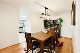 943 W Essex Pl, Arlington Heights, IL 60004 - Photo 10