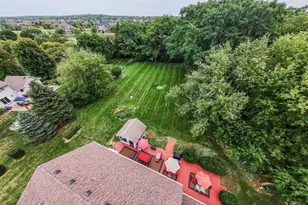 40W035 Deer Run Dr, Saint Charles, IL 60175 - Photo 54