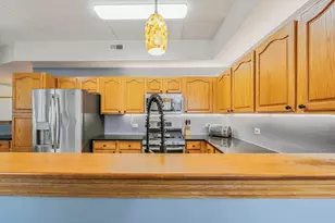 3135 Town Square Dr, Rolling Meadows, IL 60008 - Photo 10