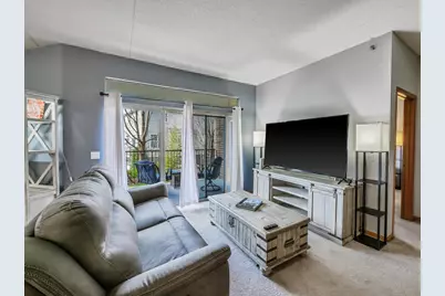 3135 Town Square Drive #104, Rolling Meadows, IL 60008 - Photo 4