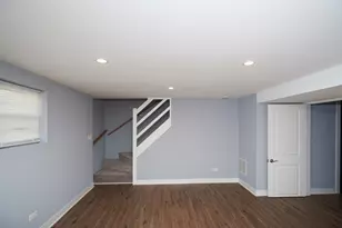 4043 N Wagner Ave, Schiller Park, IL 60176 - Photo 14