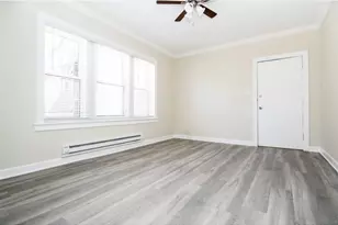 6485 W Roscoe St, Chicago, IL 60657 - Photo 8