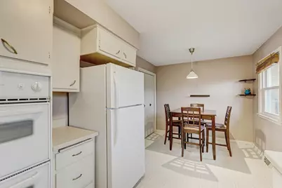 [Address not provided], Niles, IL 60714 - Photo 6