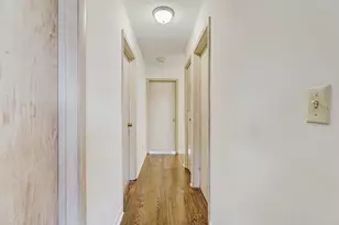 8621 W Madison Dr, Niles, IL 60714 - Photo 12