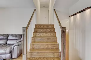 8621 W Madison Dr, Niles, IL 60714 - Photo 8