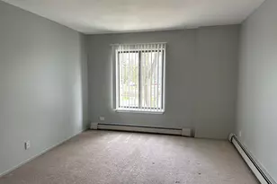 1931 Prairie Square, Schaumburg, IL 60173 - Photo 16