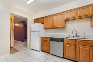 5740 Concord Ln, Clarendon Hills, IL 60514 - Photo 4