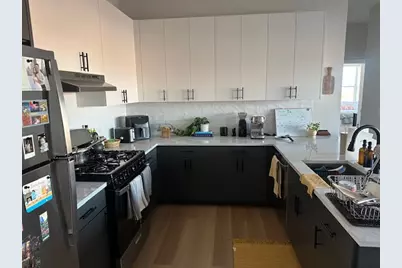 3204 N Clifton Avenue #405, Chicago, IL 60657 - Photo 2