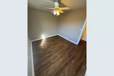 617 W 43rd Place #2, Chicago, IL 60609 - Photo 8