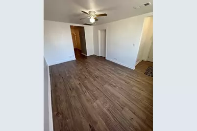 617 W 43rd Place #2, Chicago, IL 60609 - Photo 4