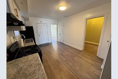 617 W 43rd Place #2, Chicago, IL 60609 - Photo 6