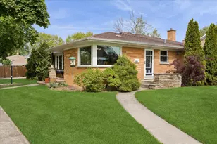 1836 Buckingham Ave, Westchester, IL 60154 - Photo 2