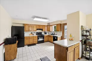 1836 Buckingham Ave, Westchester, IL 60154 - Photo 10