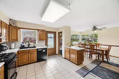 1836 Buckingham Avenue, Westchester, IL 60154 - Photo 8