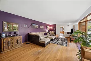 1836 Buckingham Ave, Westchester, IL 60154 - Photo 6