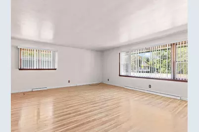 2916 School Street, Rockford, IL 61101 - Photo 2