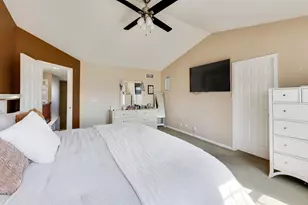 343 Copper Springs Ln, Elgin, IL 60124 - Photo 22