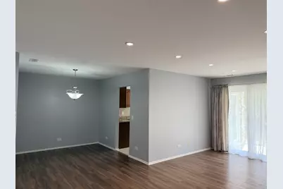 1312 Coventry Circle #1312, Vernon Hills, IL 60061 - Photo 4