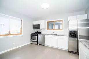 729 Blackhawk Dr, University Park, IL 60484 - Photo 6