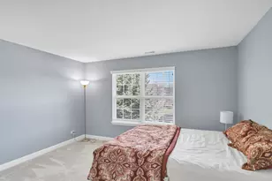 2124 Amelia Ln, Hoffman Estates, IL 60192 - Photo 32