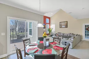 2124 Amelia Ln, Hoffman Estates, IL 60192 - Photo 20