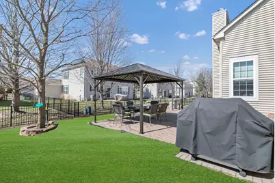 2124 Amelia Lane, Hoffman Estates, IL 60192 - Photo 4