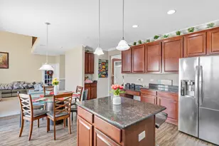 2124 Amelia Ln, Hoffman Estates, IL 60192 - Photo 22