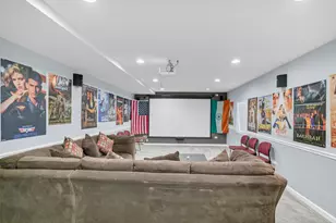 2124 Amelia Ln, Hoffman Estates, IL 60192 - Photo 36