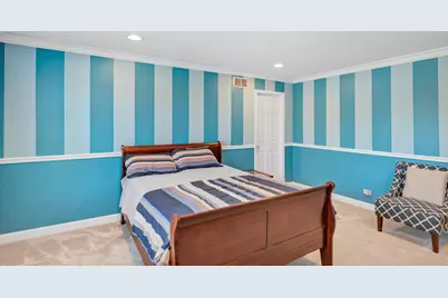 2124 Amelia Lane, Hoffman Estates, IL 60192 - Photo 36