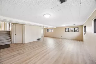 10406 Preston St, Westchester, IL 60154 - Photo 20