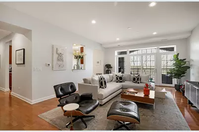 1800 Amberley Court #407, Lake Forest, IL 60045 - Photo 4