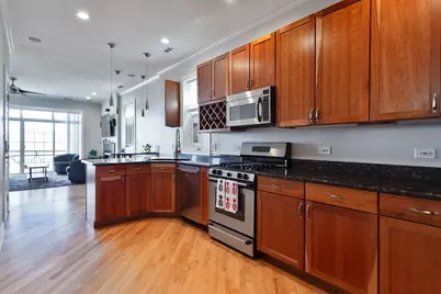 2625 W Belmont Avenue #4, Chicago, IL 60618 - Photo 12