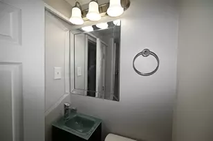 7927 S Jeffery Blvd, Chicago, IL 60617 - Photo 22