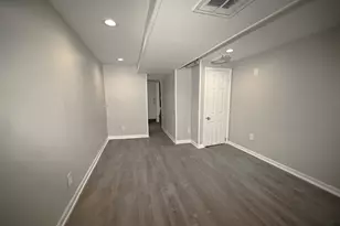 7927 S Jeffery Blvd, Chicago, IL 60617 - Photo 20