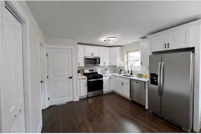 12401 Justine Street, Calumet Park, IL 60827 - Photo 6