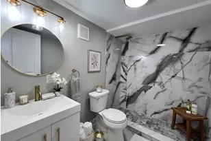 12401 Justine St, Calumet Park, IL 60827 - Photo 16