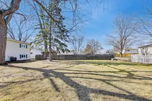 54 Bonds Dr, Bourbonnais, IL 60914 - Photo 28