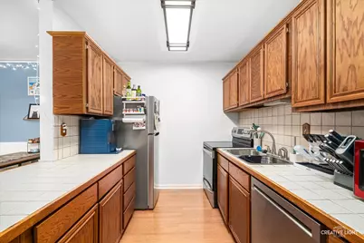 1050 N Farnsworth Avenue #403, Aurora, IL 60505 - Photo 8