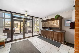 1050 N Farnsworth Ave, Aurora, IL 60505 - Photo 2