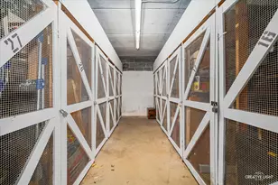 1050 N Farnsworth Ave, Aurora, IL 60505 - Photo 16