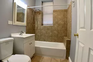 4056 W Hirsch St, Chicago, IL 60651 - Photo 10