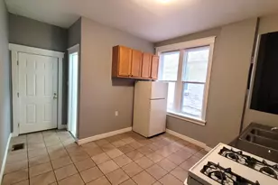 4056 W Hirsch St, Chicago, IL 60651 - Photo 6