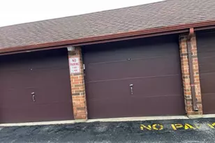 14529 Walden Ct, Oak Forest, IL 60452 - Photo 24