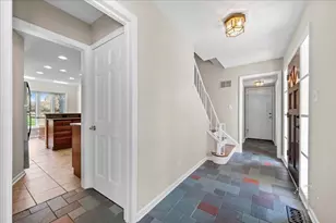 21W080 22nd St, Lombard, IL 60148 - Photo 4