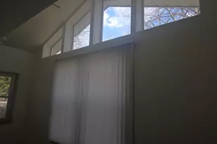 105 S Clermont St, Bowen, IL 62316 - Photo 4