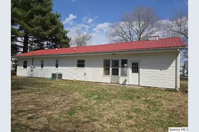 105 S Clermont St, Bowen, IL 62316 - Photo 22