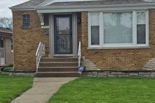 14529 S Emerald Ave, Riverdale, IL 60827 - Photo 2